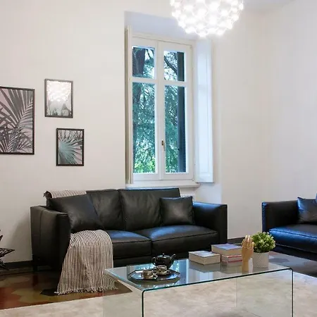 Joivy Splendid 3br With Parking And Terrace In Lejlighed Como