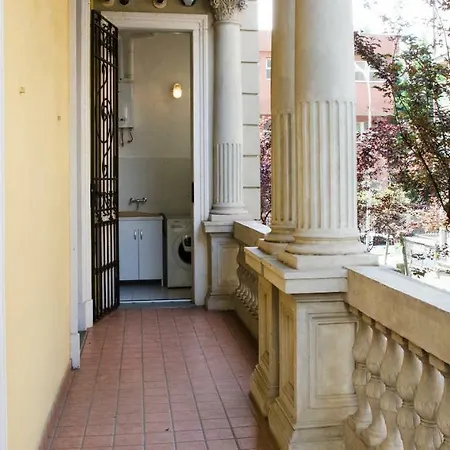 Joivy Splendid 3br With Parking And Terrace In