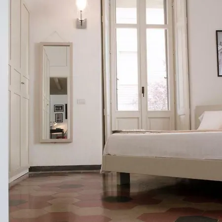 Lejlighed Joivy Splendid 3br With Parking And Terrace In Como