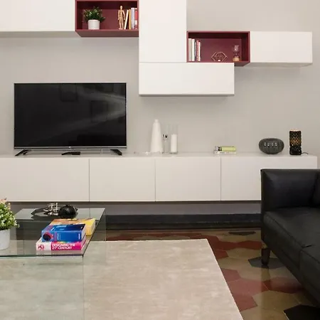 Joivy Splendid 3br With Parking And Terrace In