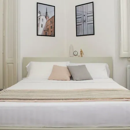 Joivy Splendid 3br With Parking And Terrace In 公寓