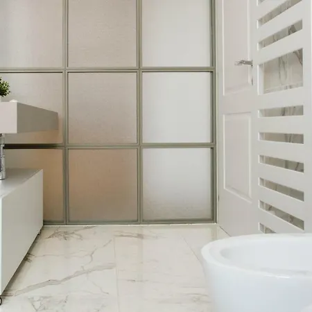 Joivy Splendid 3br With Parking And Terrace In 公寓 *