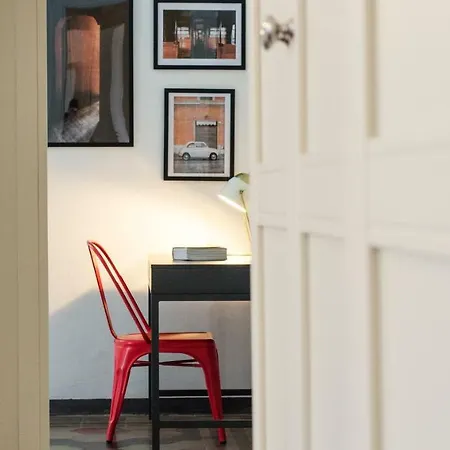 Joivy Splendid 3br With Parking And Terrace In